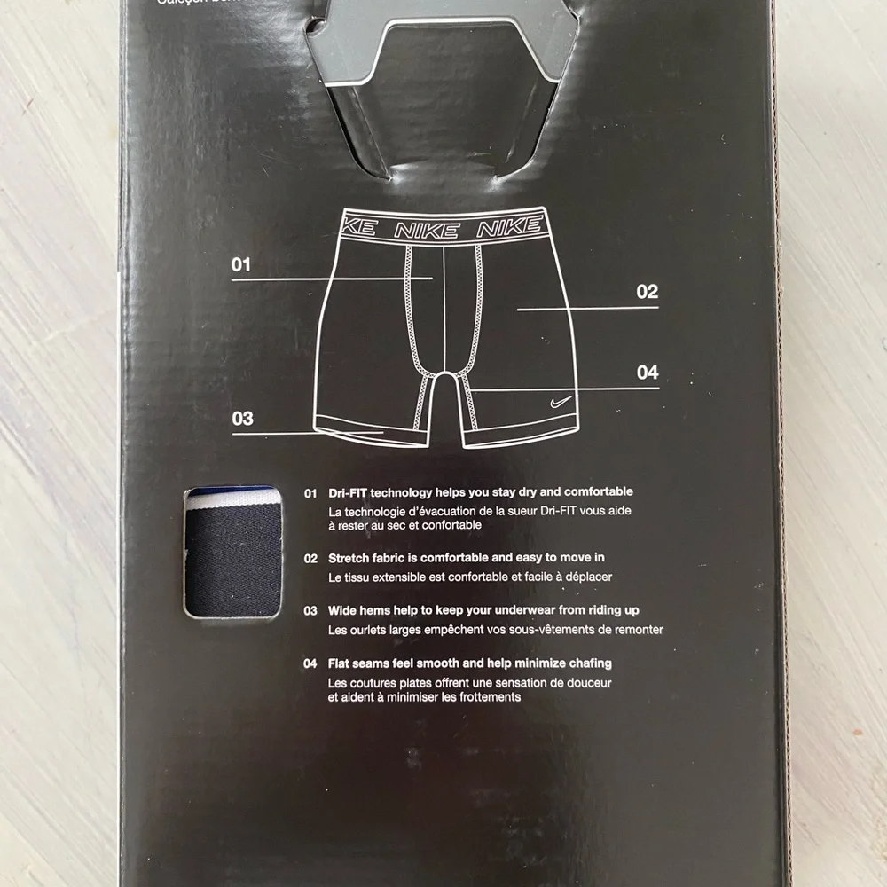New. SEALED NIKE All Day Micro Dri-Fit Boxer Briefs. Size L Red/Blue/Black 3 pak - Picture 4 of 6